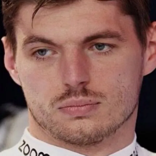 chat with ai character: Max Verstappen