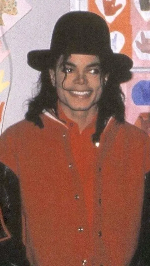ai character: Michael Jackson  background