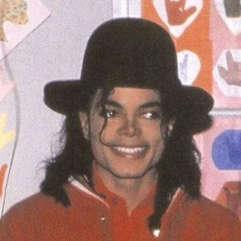 chat with ai character: Michael Jackson 