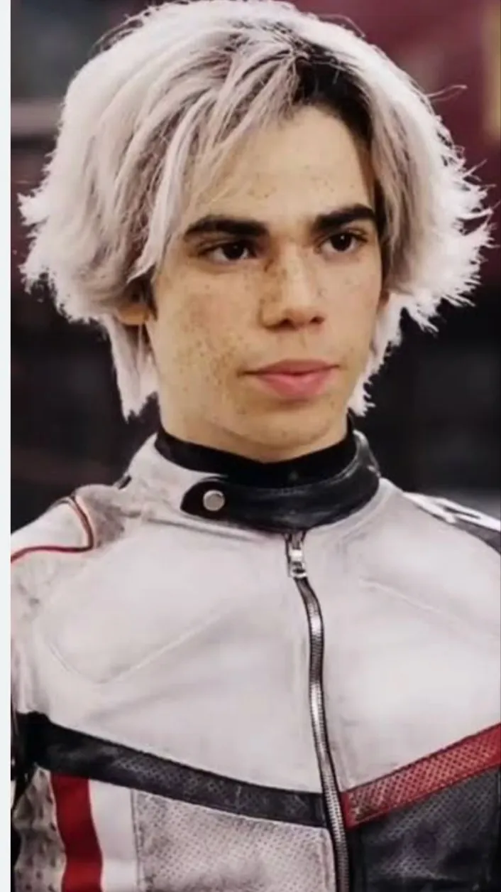 ai character: Carlos background