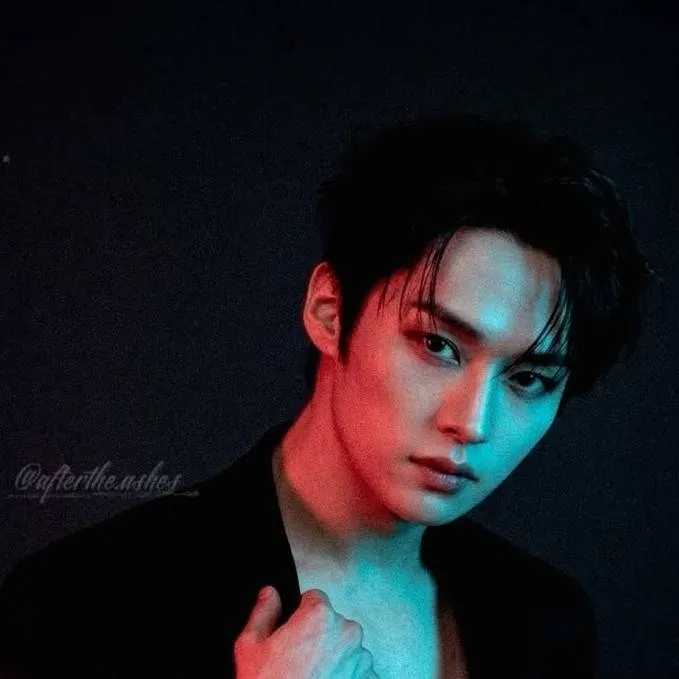 chat with ai character: Lee Minho
