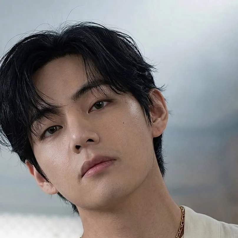 chat with ai character: Kim taehyung
