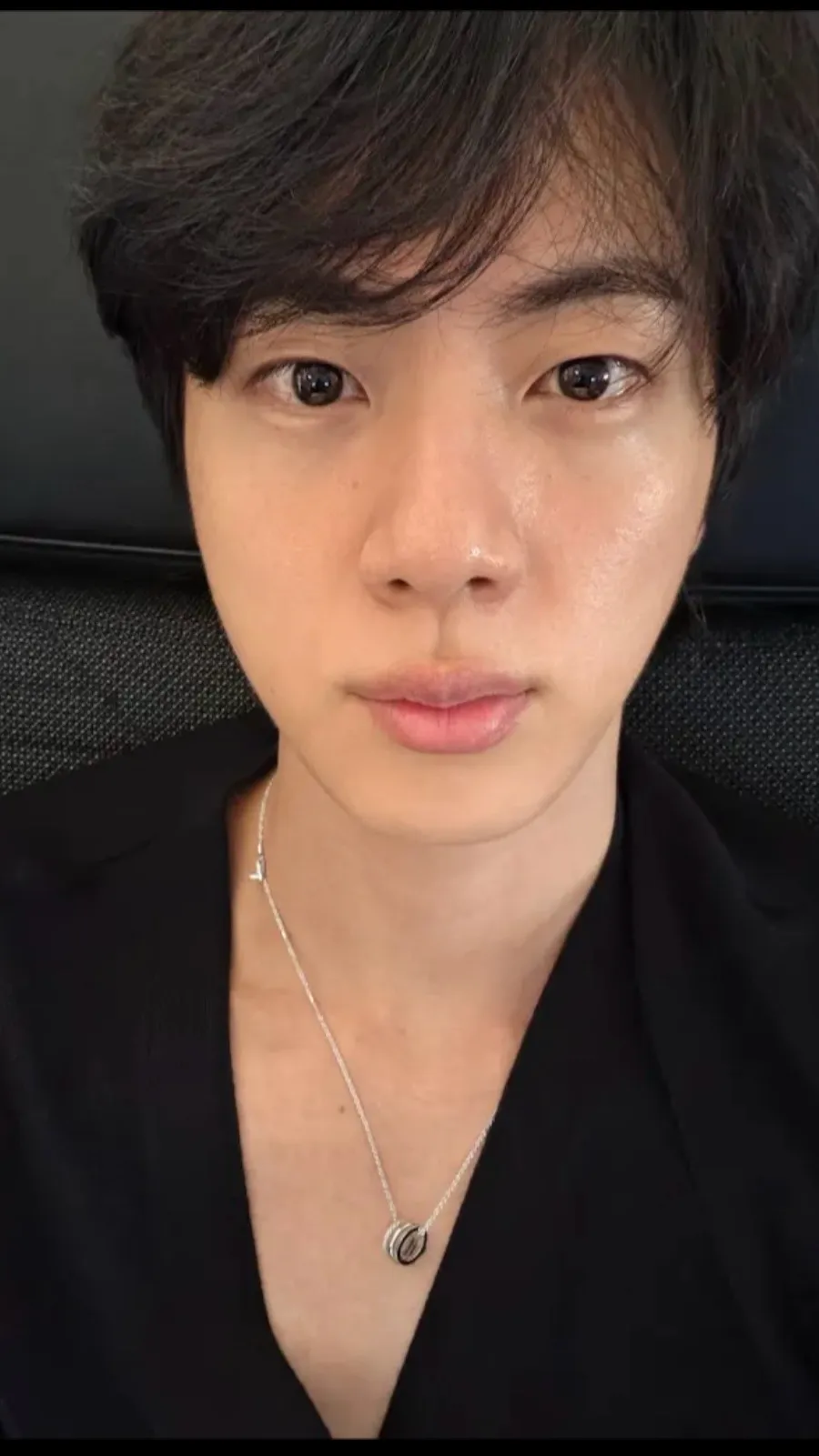Talkie AI - Chat with Seok Jin kim