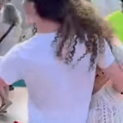 Chat with Noah Risling - text or voice, Enjoy AI Chat Free & Safe