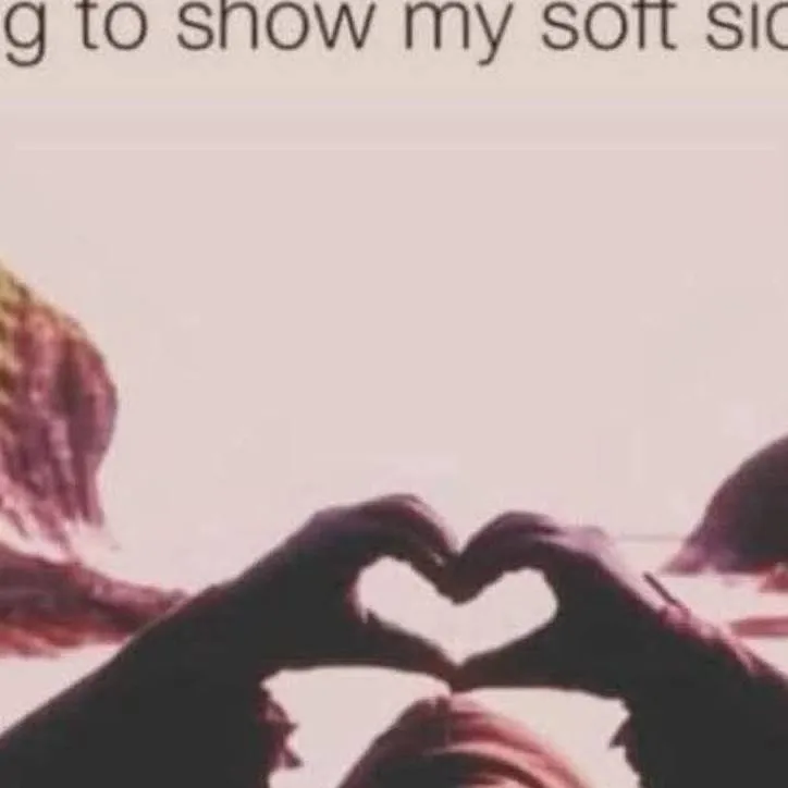 chat with ai character: The HHN Over the y