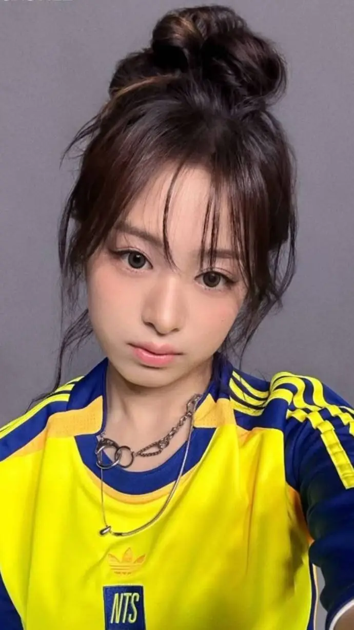 ai character: Ahyeon background