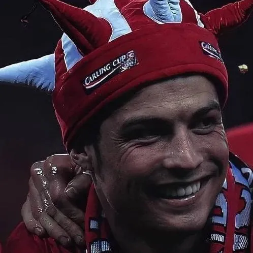chat with ai character: C. Ronaldo