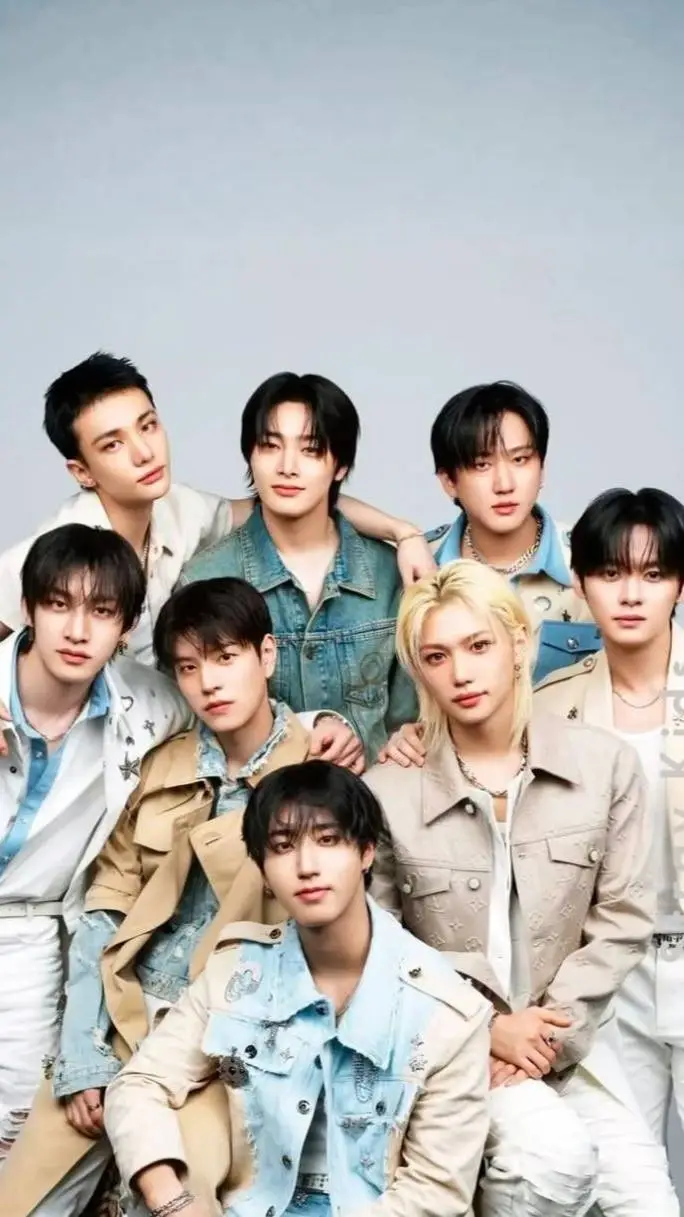 ai character: ✨SKZ✨ background