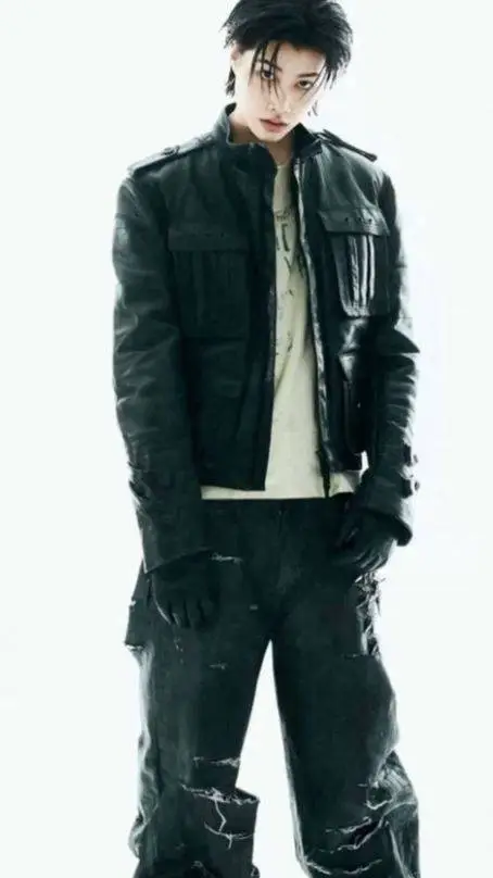 ai character: Louis  background