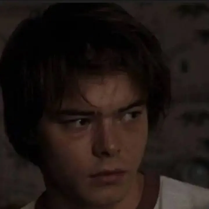 chat with ai character: Jonathan byers 