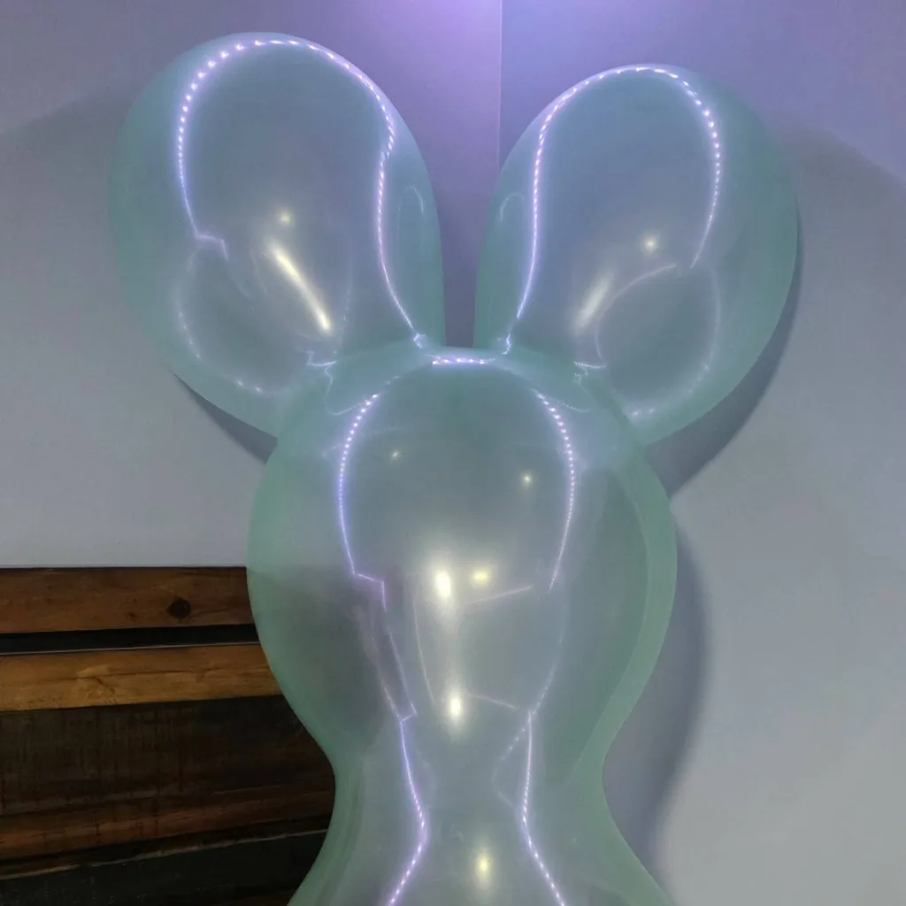 chat with ai character:  Bunny Balloon
