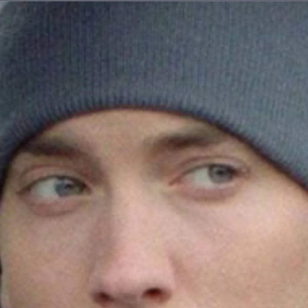 chat with ai character: Eminem 
