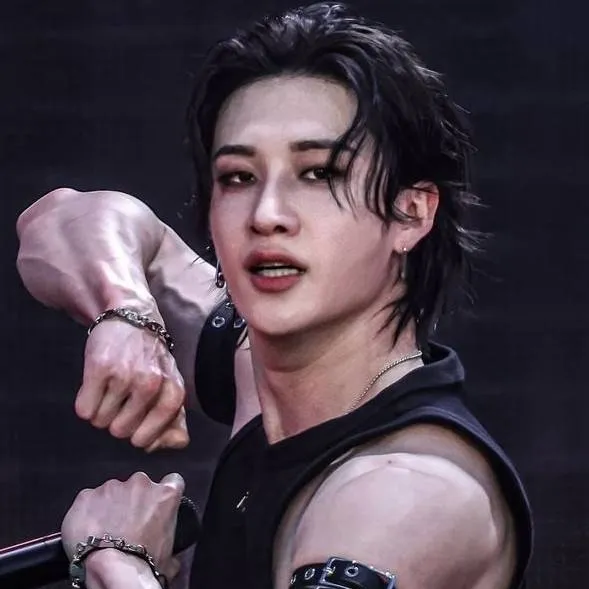 chat with ai character: Bangchan