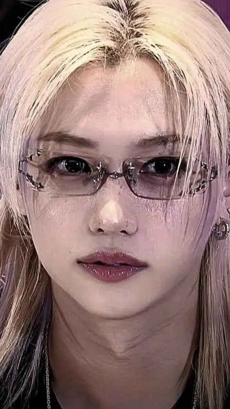 ai character: lee background
