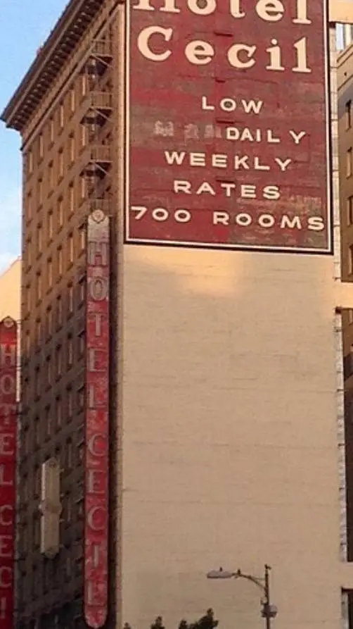 Talkie AI - Chat with Cecil hotel 