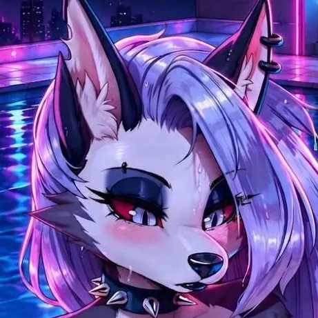 chat with ai character: Loona