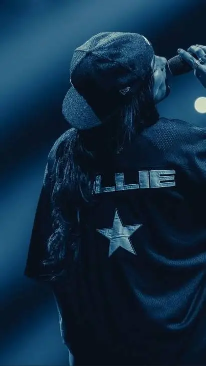 Talkie AI - Chat with billie Eilish