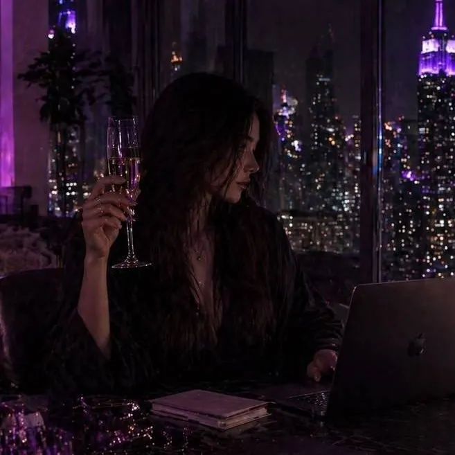 chat with ai character: Olivia vanessa