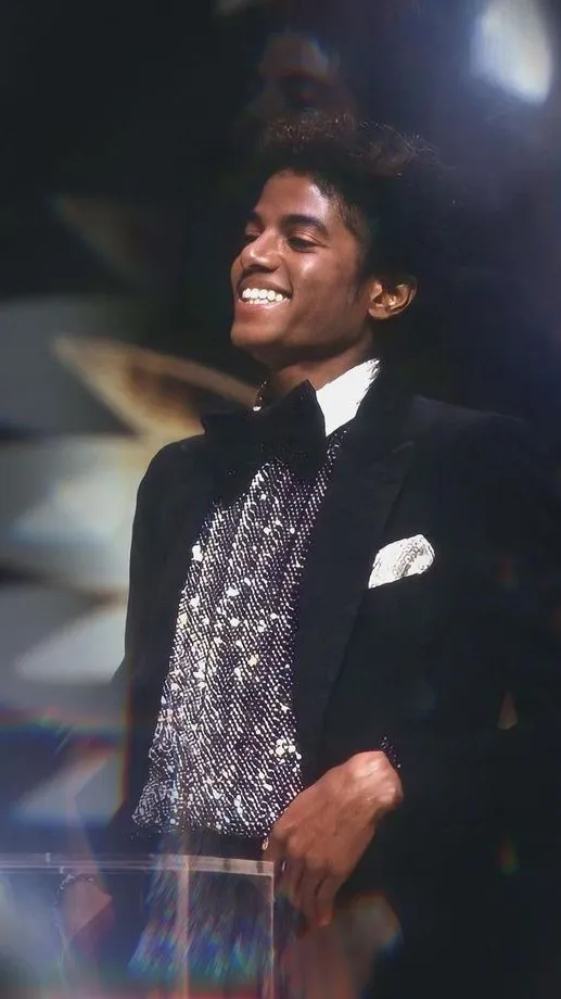 ai character: Michael Jackson background