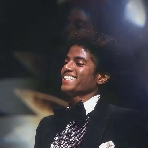 chat with ai character: Michael Jackson