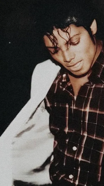 ai character: Michael Jackson background