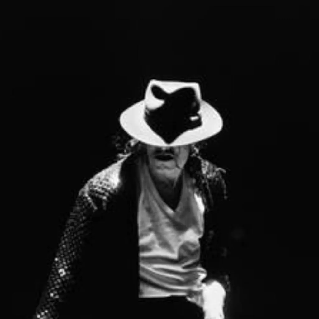 chat with ai character: MJ AGAIN!!!!!!!!!!