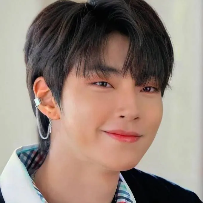 chat with ai character:  seo-jun