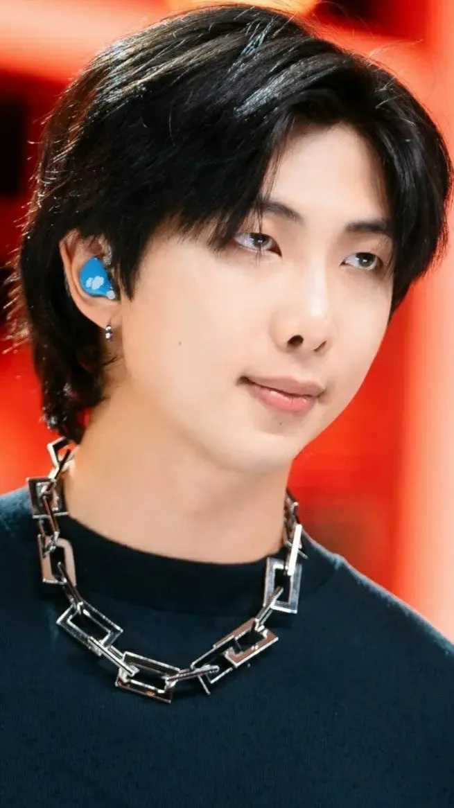 ai character: RM of BTS 💜 background