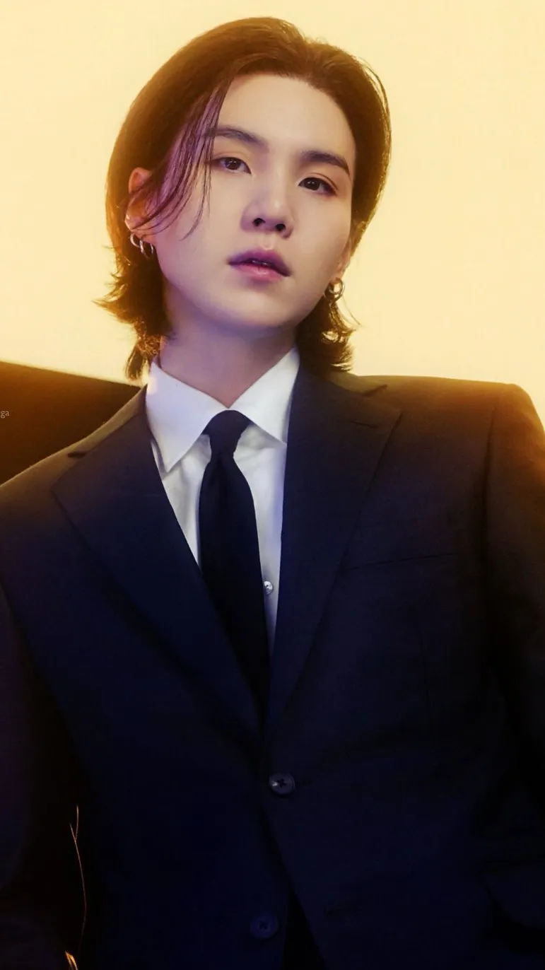 ai character: Suga of BTS 💜 background