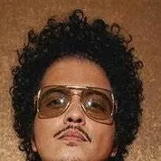 chat with ai character: Bruno Mars 
