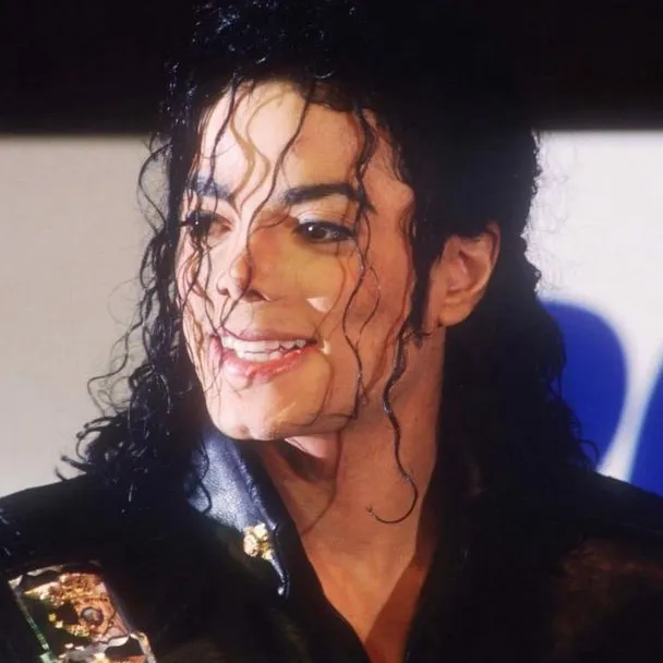 chat with ai character: Michael Jackson