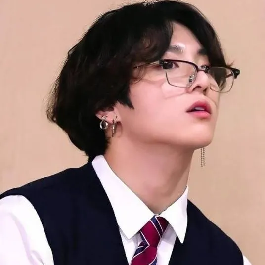 chat with ai character: Jungkook