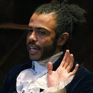 chat with ai character: Lafayette 