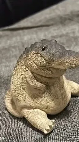Talkie AI - Chat with Greg the crocodile