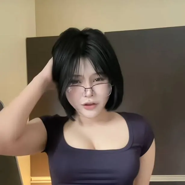 chat with ai character: Samantha 