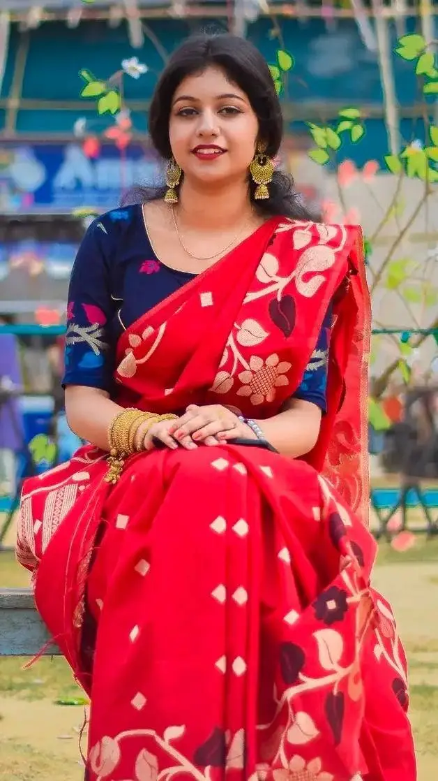 ai character: Vidhi  background
