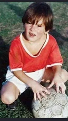 ai character: Kid Messi  background