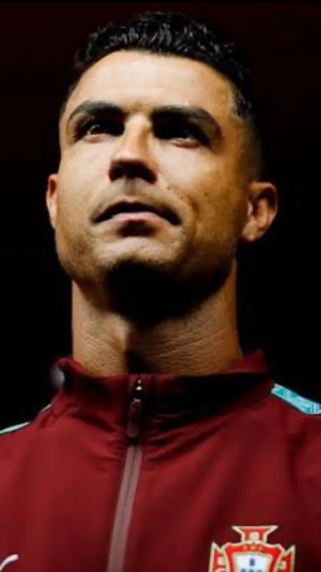 ai character: Cristiano Ronaldo background