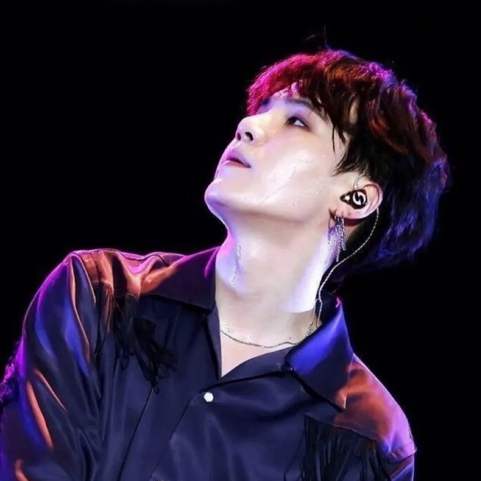 chat with ai character: Yoongi 