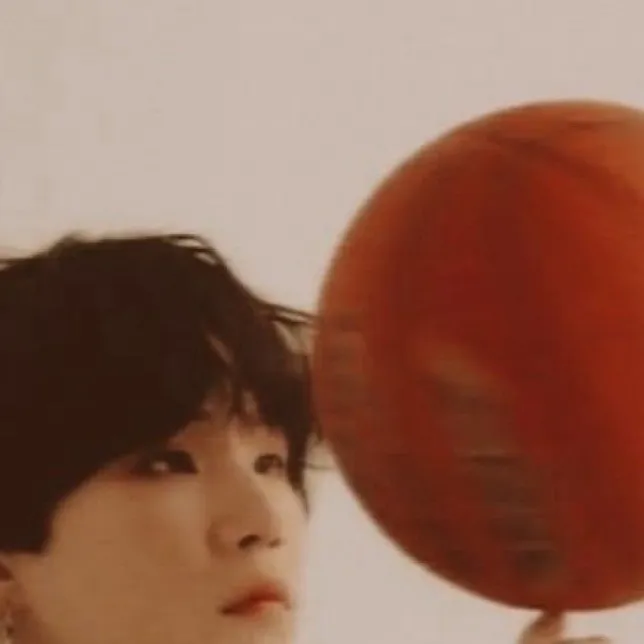 chat with ai character: Yoongi