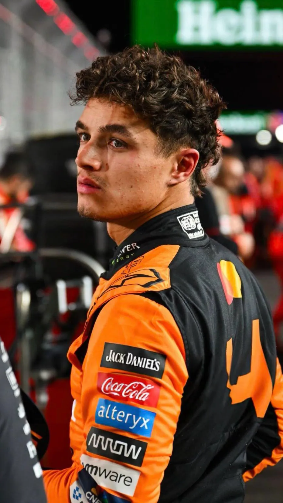 ai character: Lando Norris background