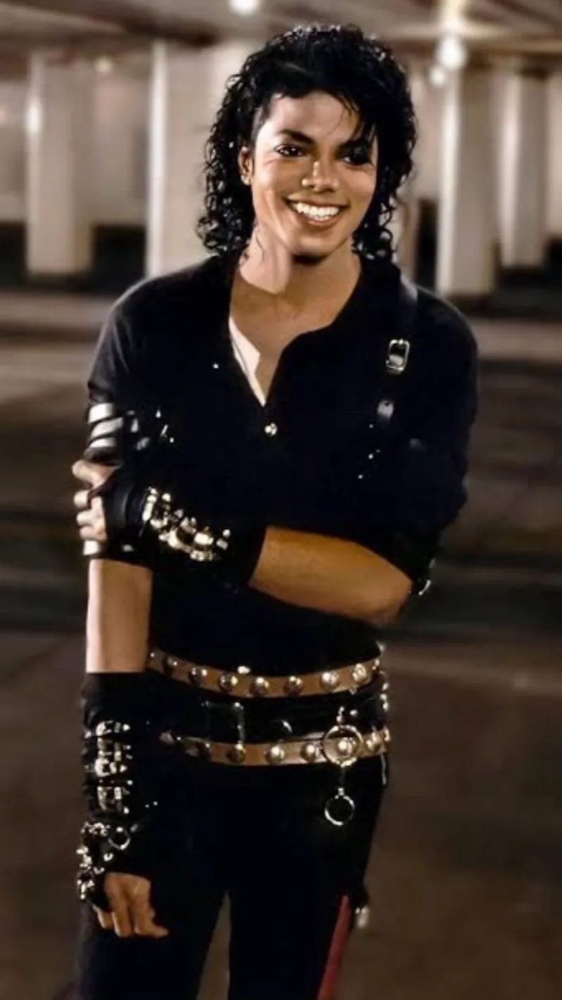 ai character: Michael Jackson background