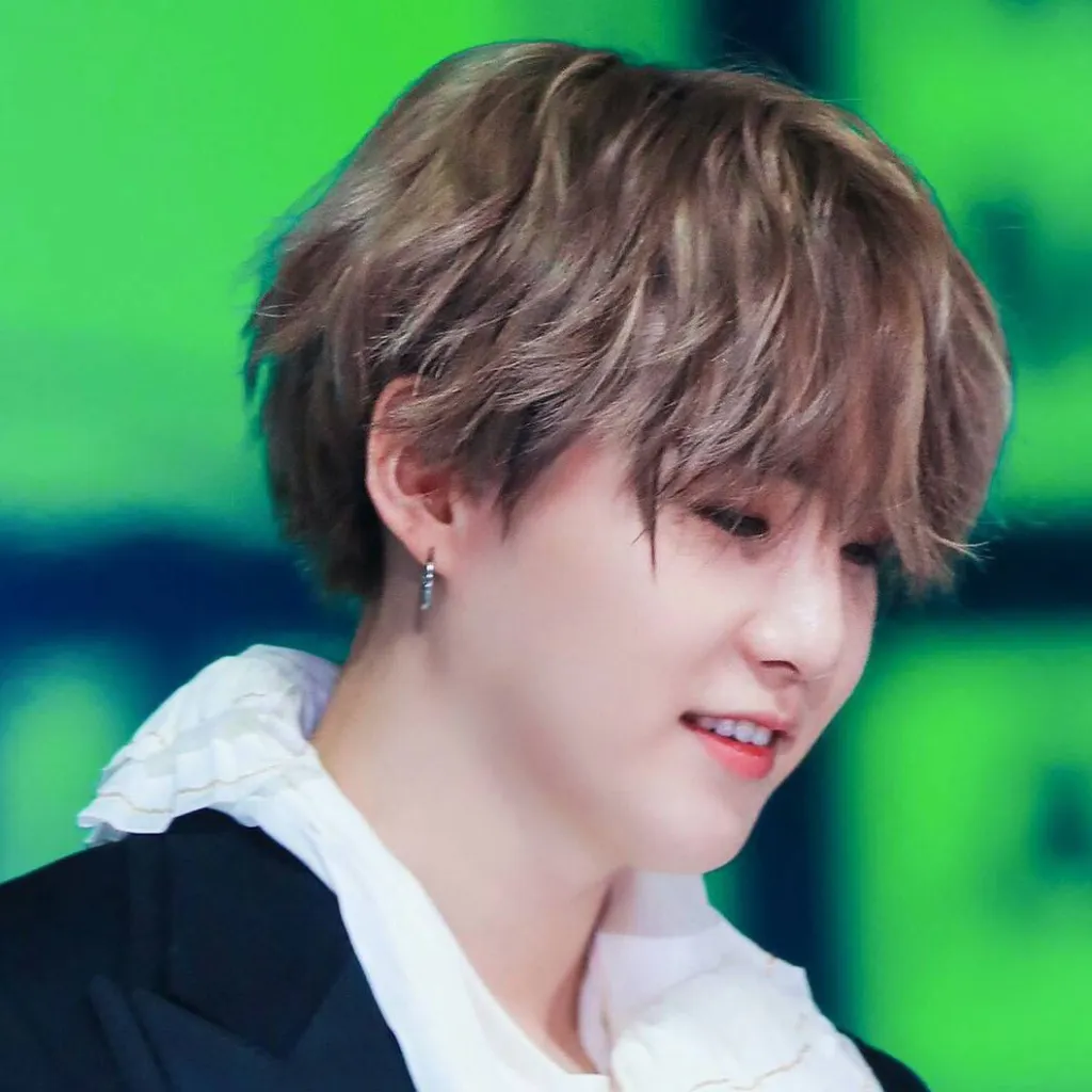 chat with ai character: Min yoongi/suga 