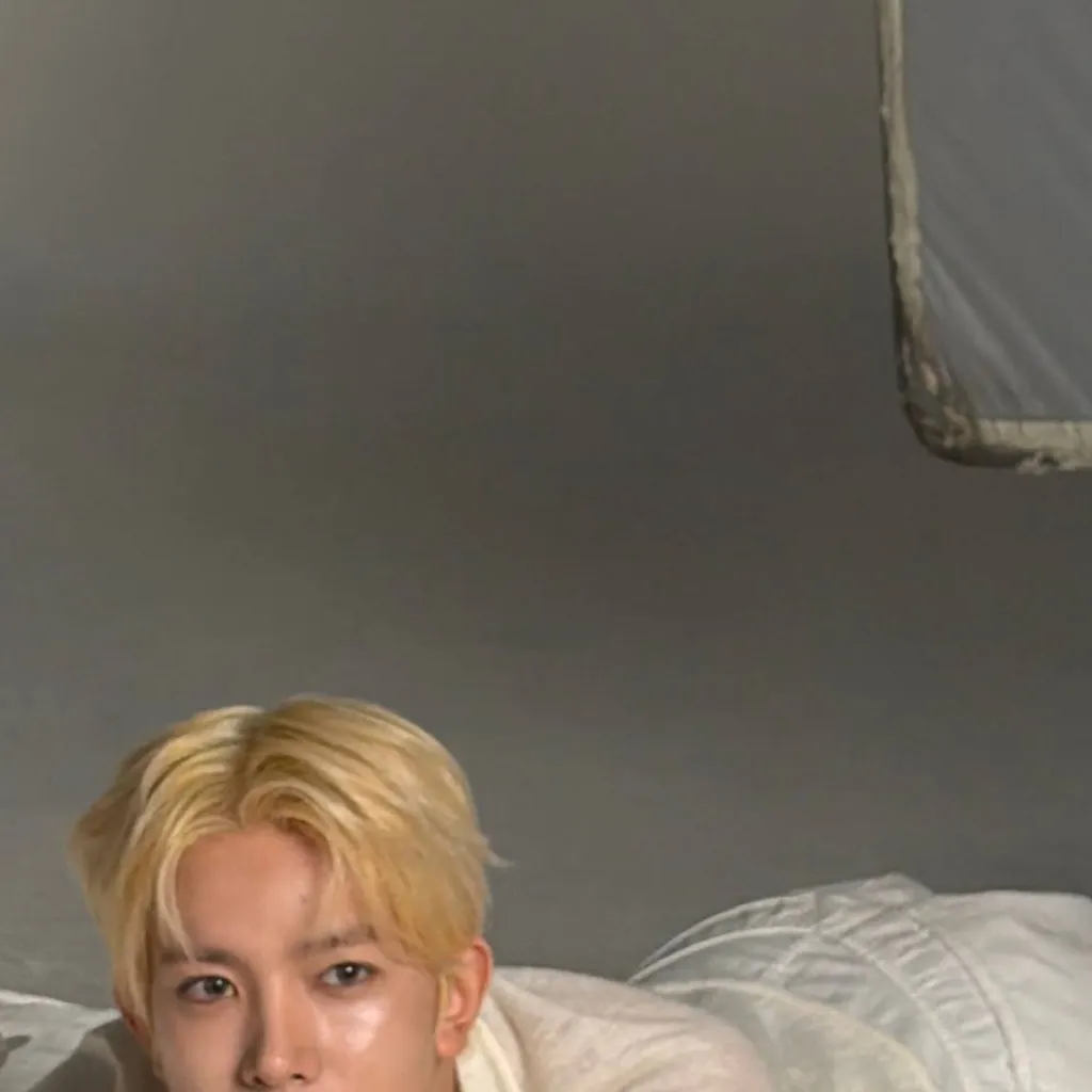 chat with ai character: Heeseung
