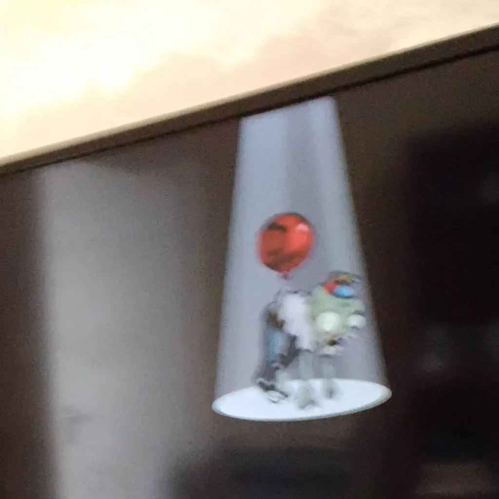 chat with ai character: balloon zombie