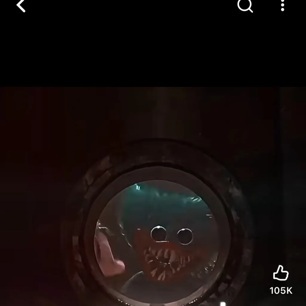 chat with ai character: Si 2