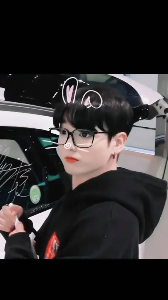 ai character:  jeon jungkook  background