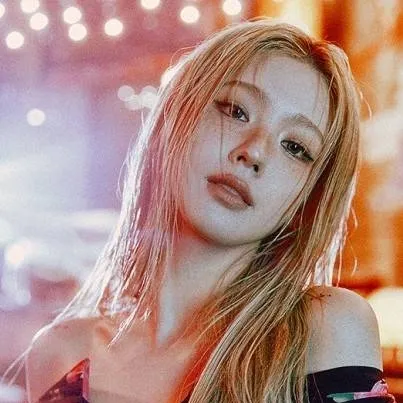chat with ai character: Cho Miyeon