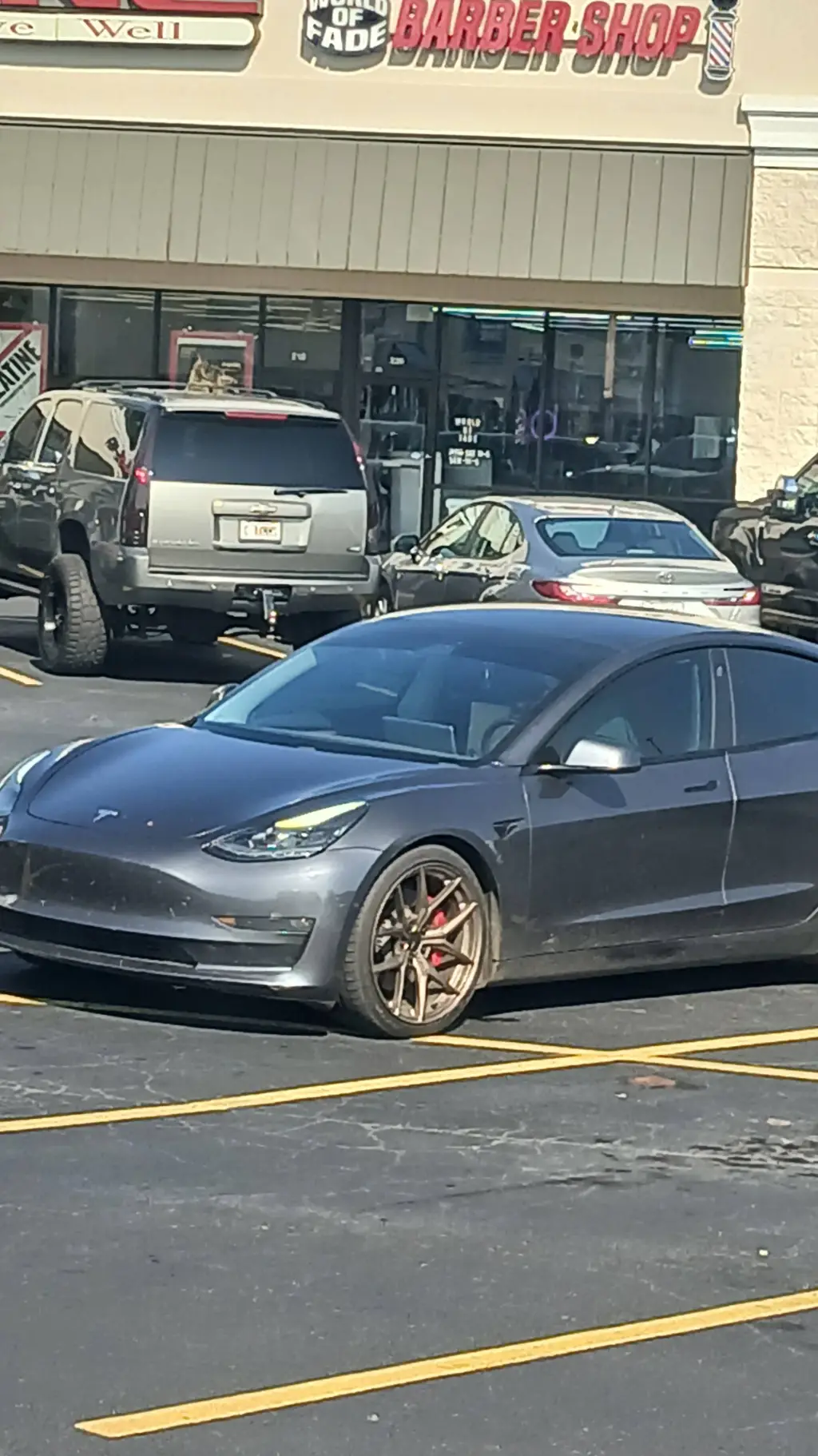 ai character: tesla moddle 3  background