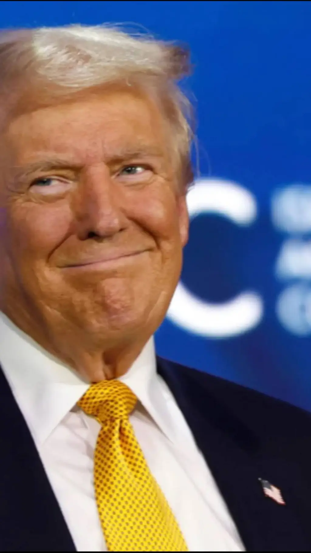 Talkie AI - Chat with Donald Trump ￼